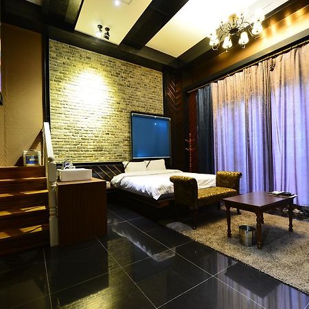 Daegu Piano Motel Екстериор снимка