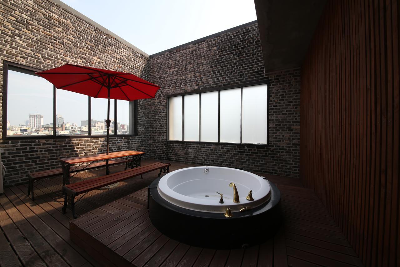 Daegu Piano Motel Екстериор снимка