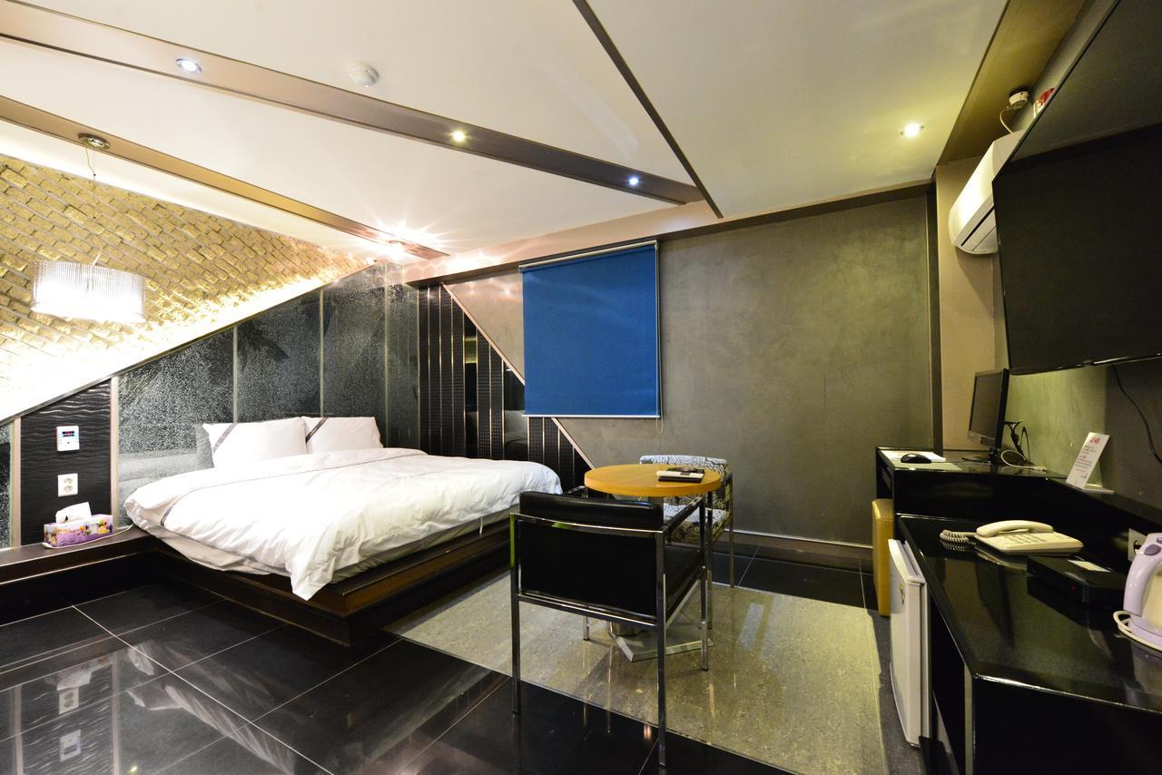 Daegu Piano Motel Екстериор снимка